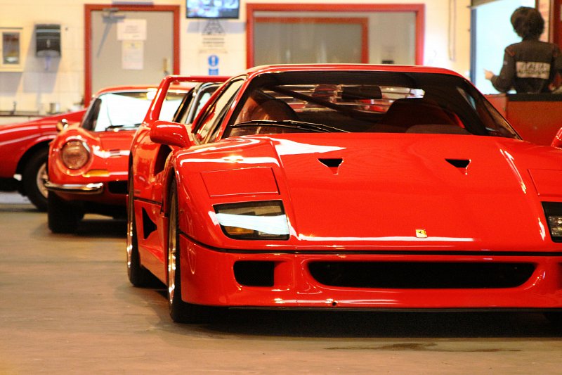 Red F40
